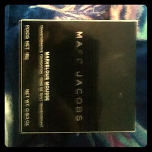 Marc Jacobs Marvelous Mousse Foundation
